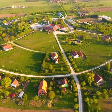 Gurudeva Bhavan Somogyvámos Zewnętrze zdjęcie