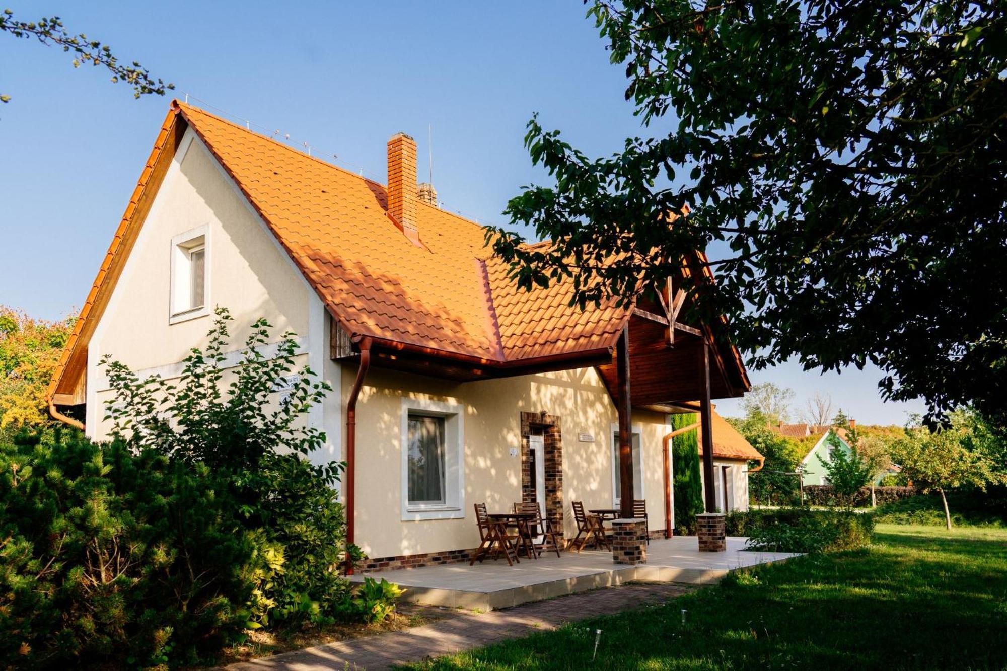 Gurudeva Bhavan Somogyvámos Zewnętrze zdjęcie